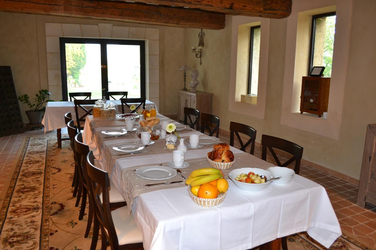 Mas Petit Prince Bed & Breakfast Arles Bagian luar foto